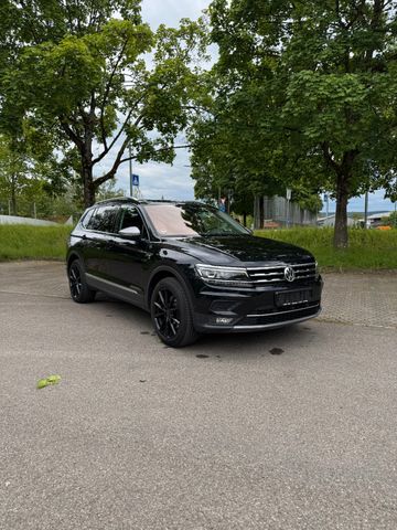VW Tiguan Allspace Highline 4M PANO/HUD/ACC