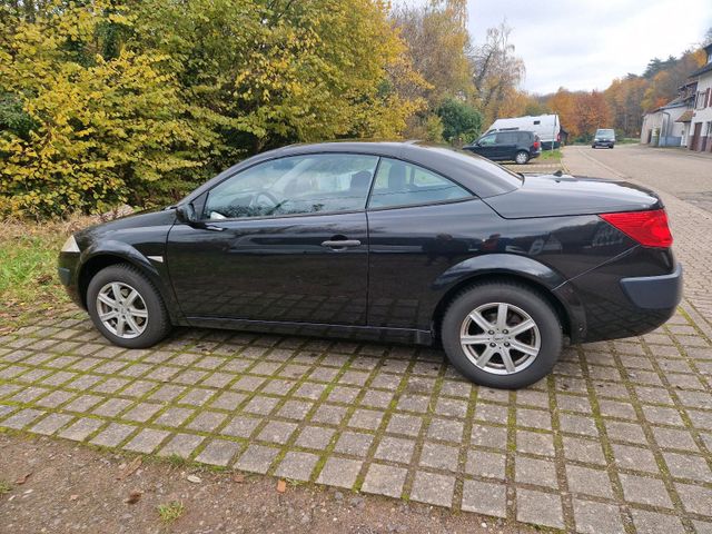 Renault Megane 2 cc mit 1,6 l + 112 PS, Bj...