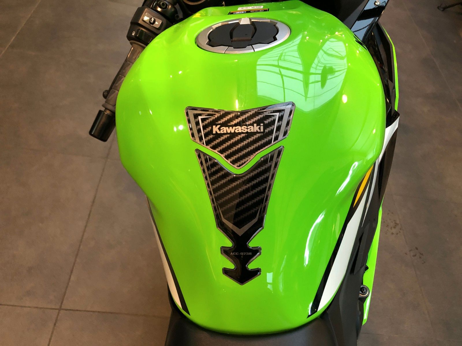 Fahrzeugabbildung Kawasaki Ninja ZX-4RR Performance