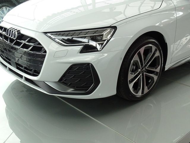 A3 Sportback 35 TFSI S-tronic S Line / SONOS