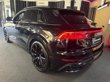 Audi Q8 - 7