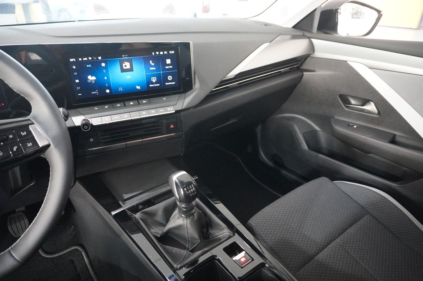 Fahrzeugabbildung Opel Astra L ST 1.2T ENJOY NAVI/LED/KAMERA/VIRT/DAB+
