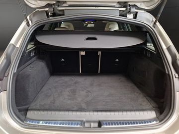 Mercedes C 300 - 12