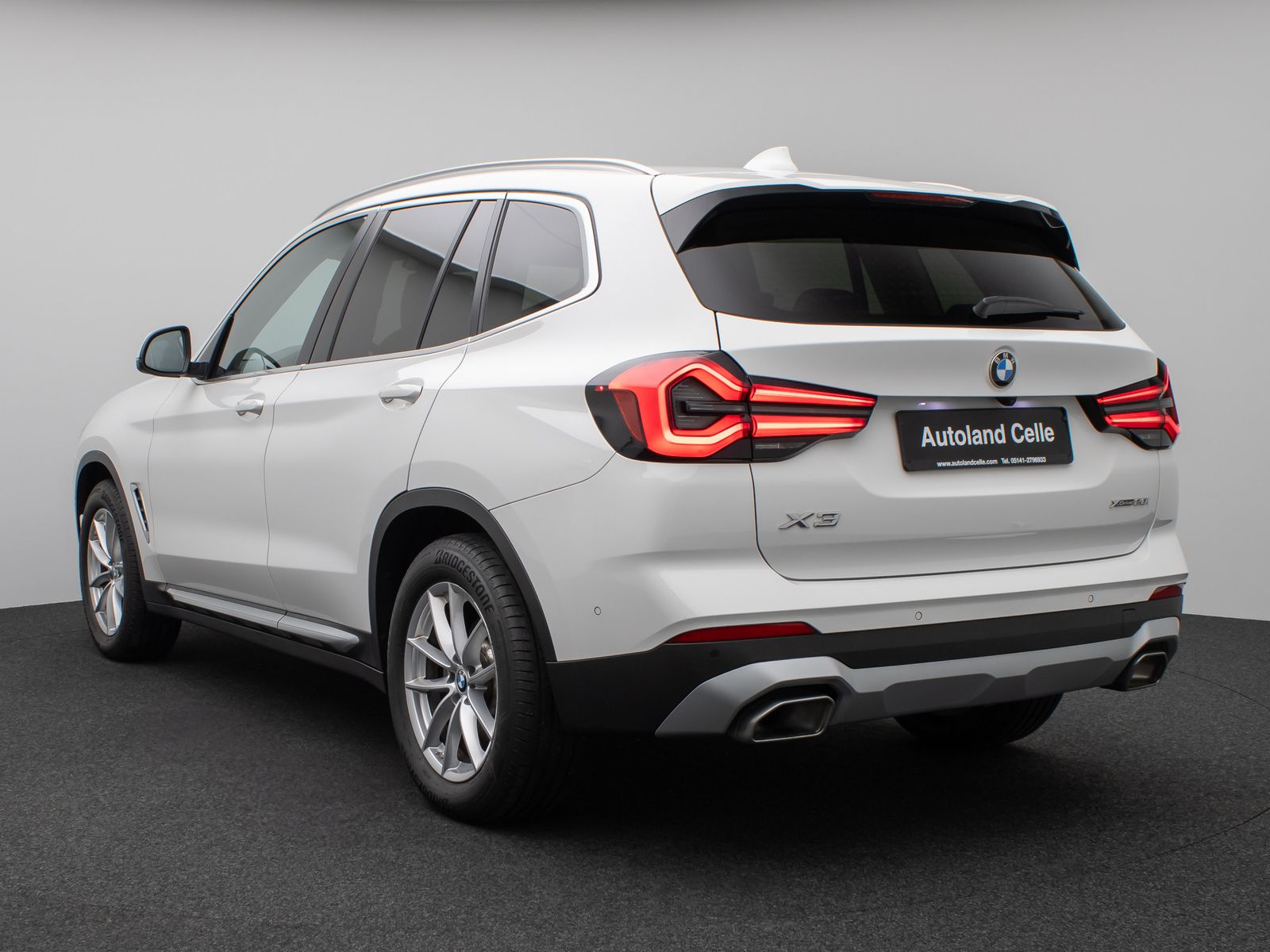 Fahrzeugabbildung BMW X3 xD20i Panorama Kamera DAB Leder Sport 18Zoll