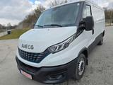 Iveco Daily Kasten 35 S ... V Radstand 3520 Automatik - Iveco Gebrauchtwagen von 2019