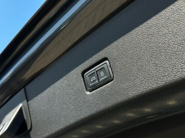 Audi Q8 - 8