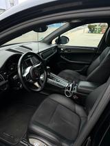 Porsche Macan - - - Porsche aus 2018
