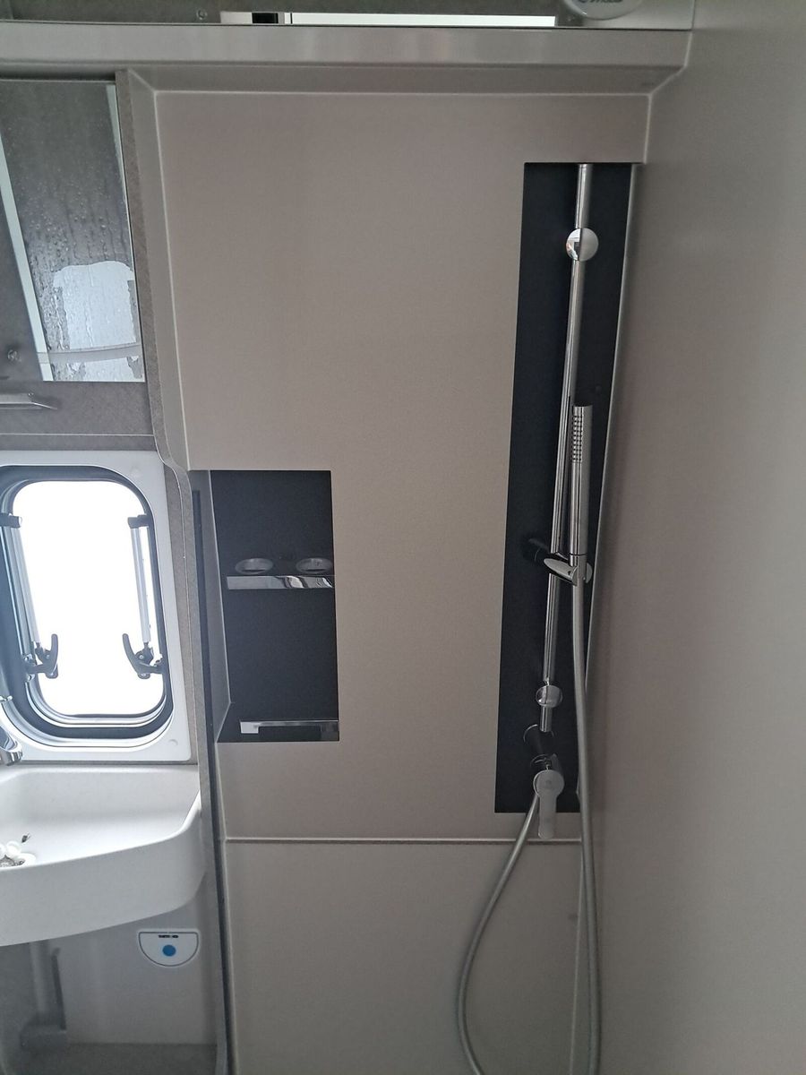 Fahrzeugabbildung Karmann Davis Lifestyle DA 591 LS Panoramadachfenster