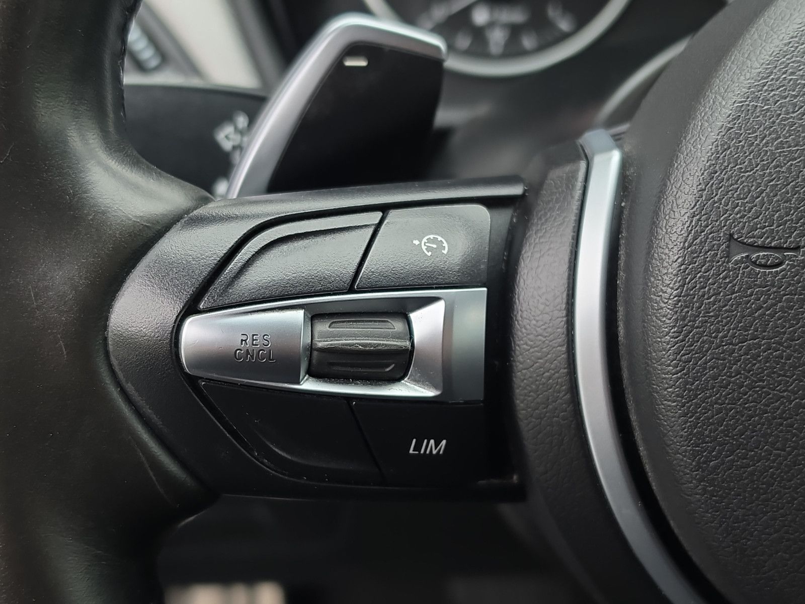 Fahrzeugabbildung BMW X1 xDrive 20 d M-Sport Automatik