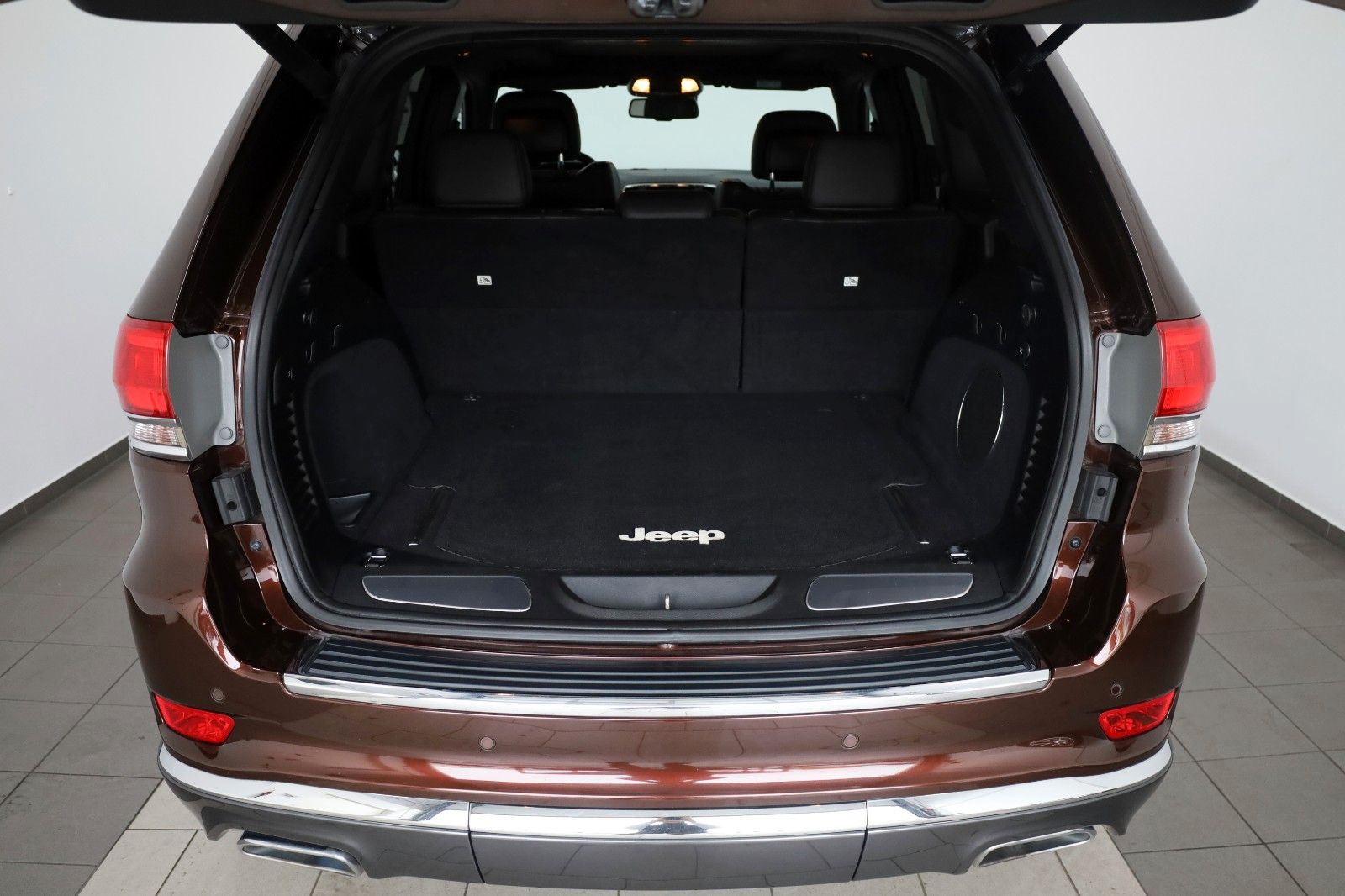 Fahrzeugabbildung Jeep Grand Cherokee 3.0 CRD Summit Panorama,Harman/K