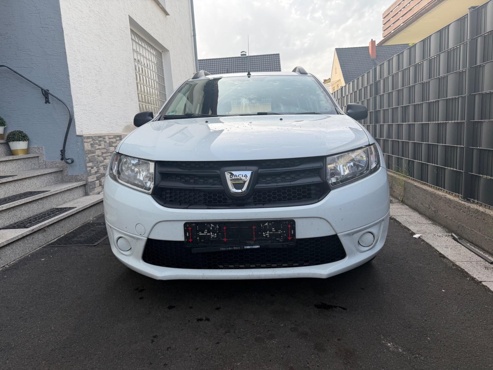Dacia Logan 2015 — interior