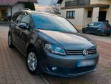 Volkswagen  Touran 1.2 TSI LIFE   EZ:09/2014  - Volkswagen Touran mit Benzin-Antrieb: Kleinbus, 2.0