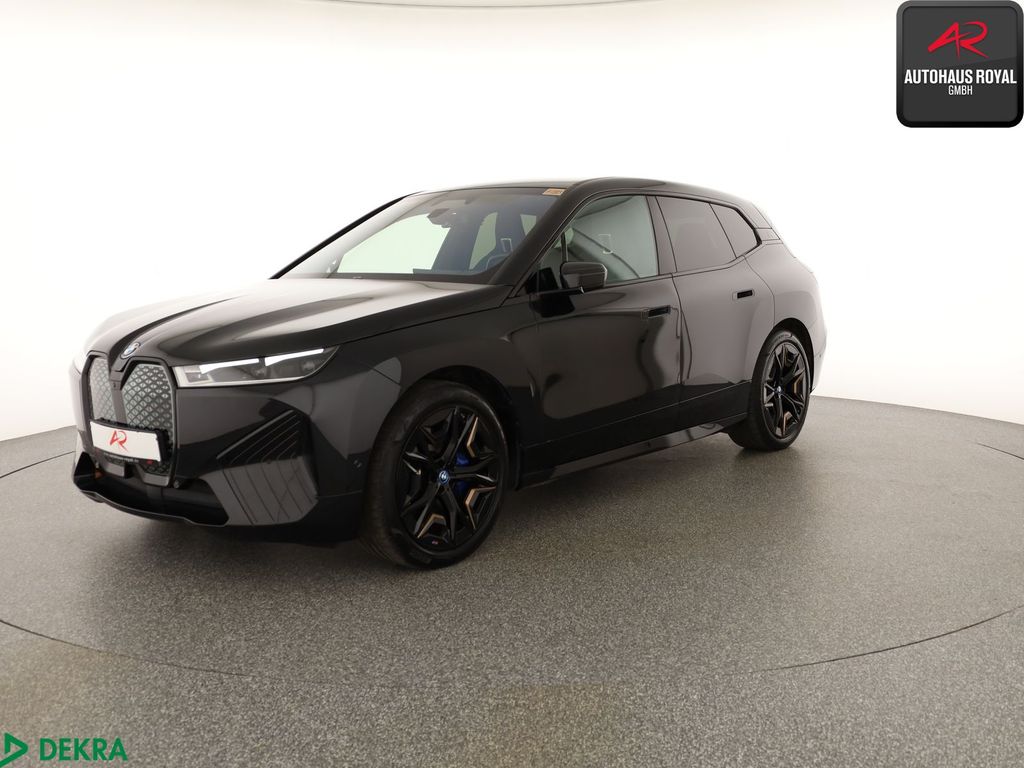 BMW iX