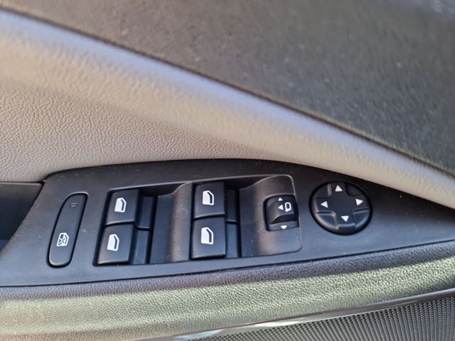Crossland INNOVATION 1.2 Turbo NAVI ALLWETTER SH