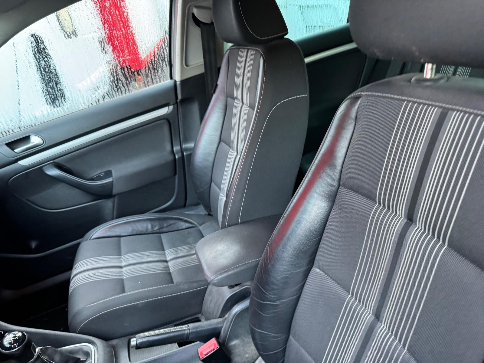 Volkswagen Golf 2012 — photo 5