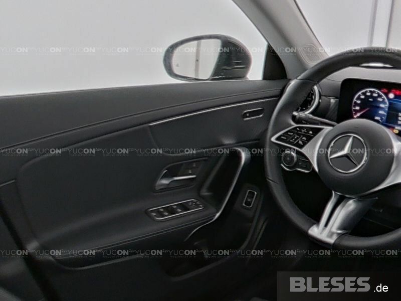 MERCEDES-BENZ CLA 180 – Bild 5