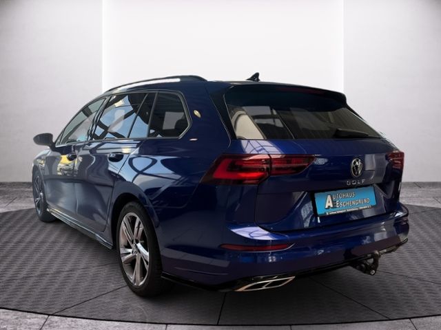 Fahrzeugabbildung Volkswagen Golf Variant VIII 1.5 TSI R-LINE AHK PANO MATRIX