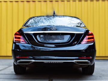 Mercedes S 560 - 12