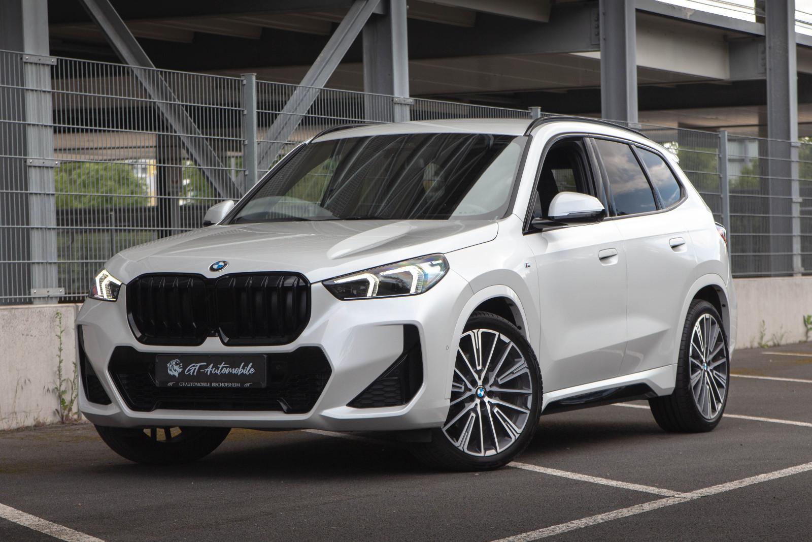 BMW X1 23d xDrive *M Sport*360°*HUD*AHK*Keyless*20"