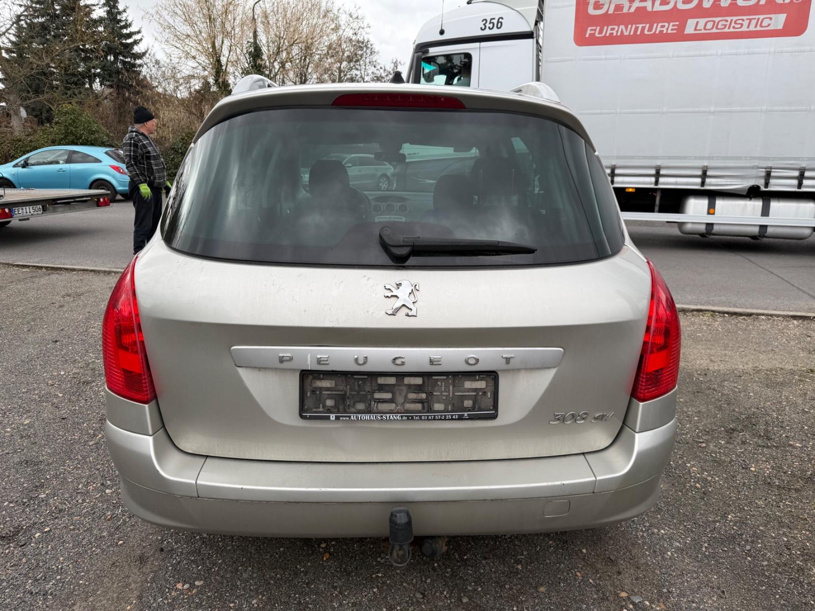 Peugeot 308 2009 — photo 6