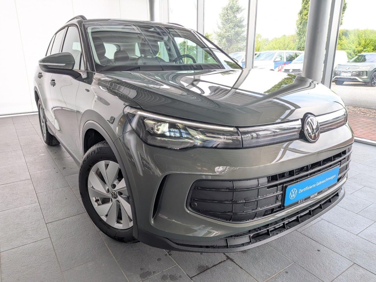 Volkswagen Tiguan 1.5 eTSI DSG AHK PDC NAVI Klima Navi foto 3