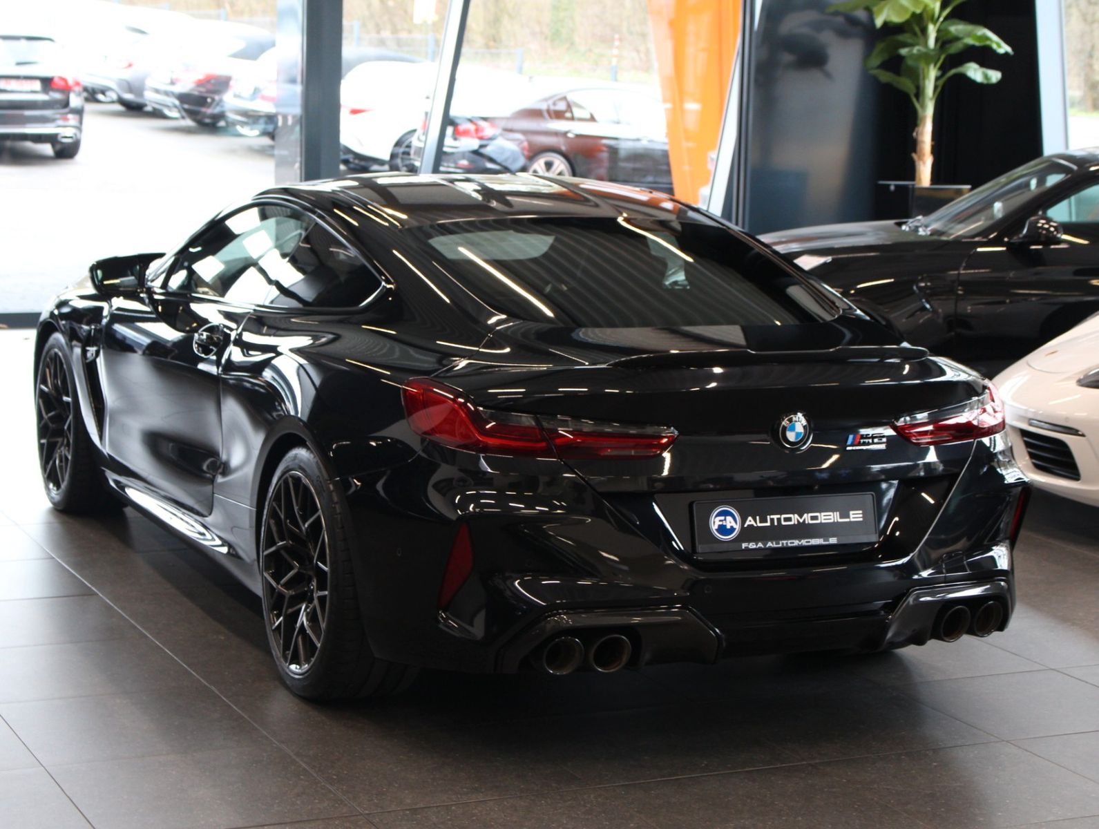 Fahrzeugabbildung BMW M8 Coupe Comp. M Driver´s*B&W*Softclose*TOP