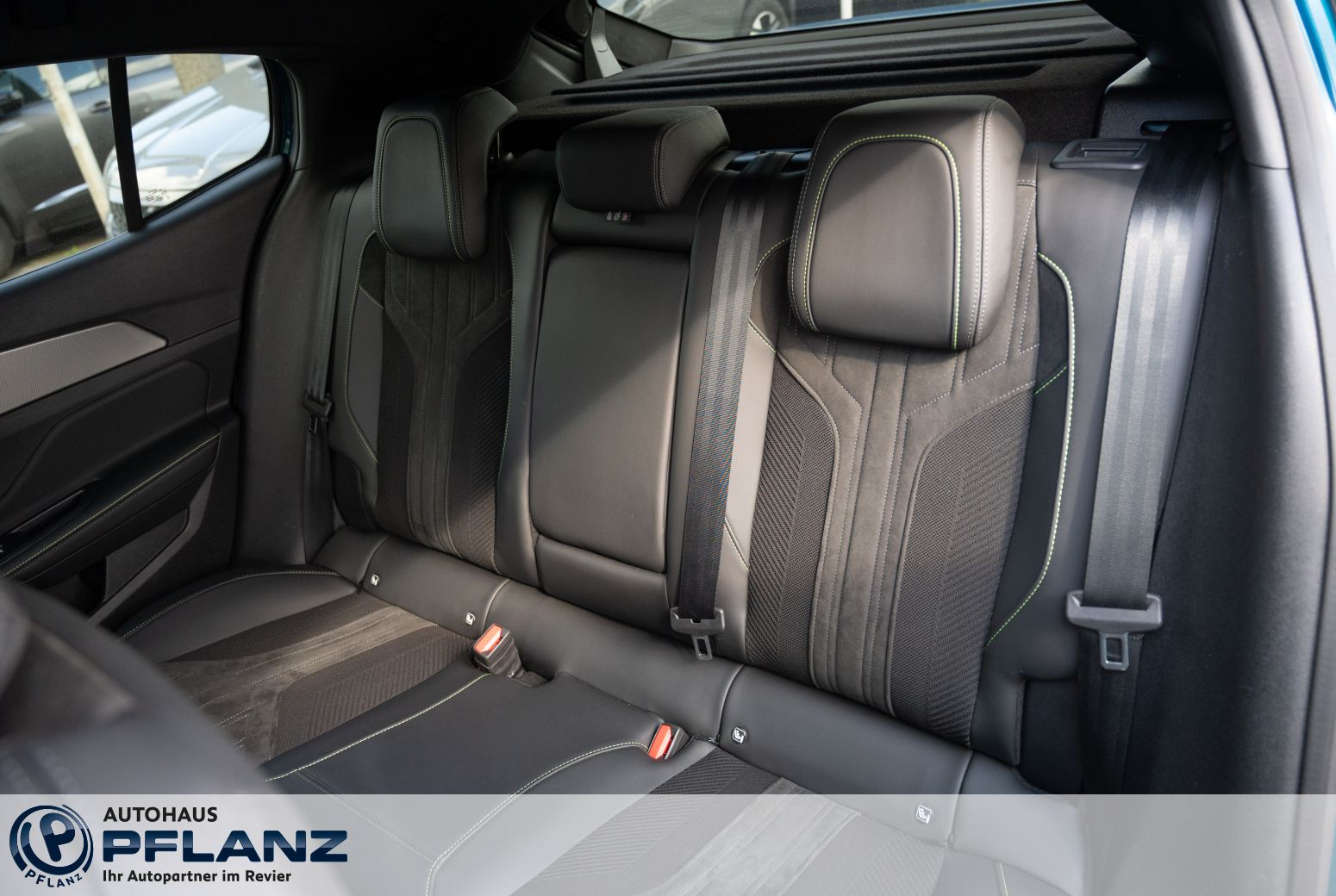 Peugeot 408 - Bild 9