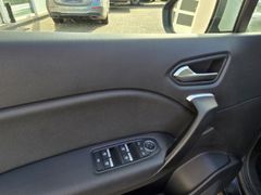 Fahrzeugabbildung Captur II Intens 1.3 TCe 140 EDC, LED Navi Keyle