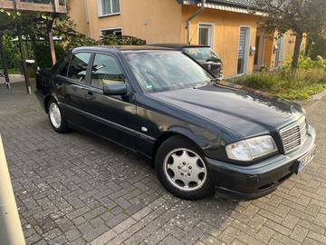 صورة 2 لـ 1997 Mercedes-BENZ C 180