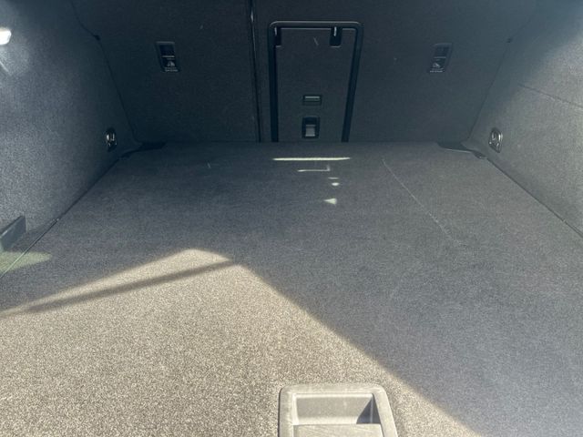 Passat Variant 1.5 eTSI DSG BUSINESS KAM+AHK+ACC