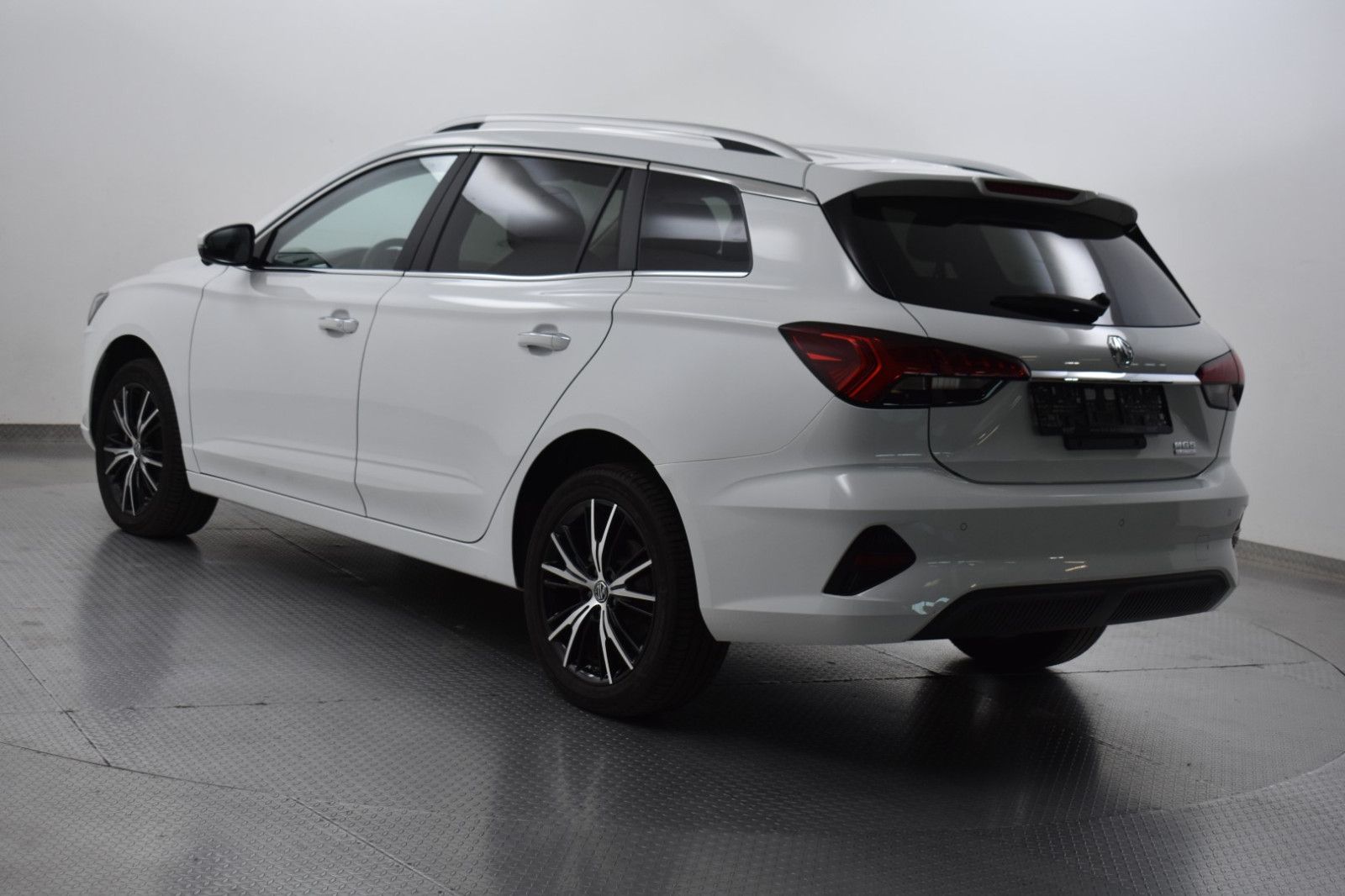 MG MG5 MAX 61 KWH Luxury >NAVI+LED+SHZ+DAB+ACC+360° - Image 5