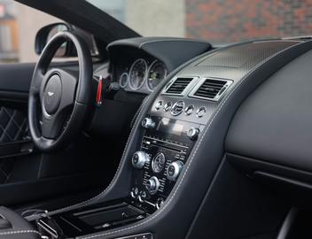 2012 Aston Martin DBS — миниатюра 40
