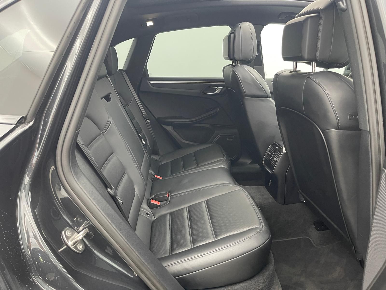 Porsche Macan T CHRONO*PASM*PDLS+*BOSE*MEMORY*PANO foto 14