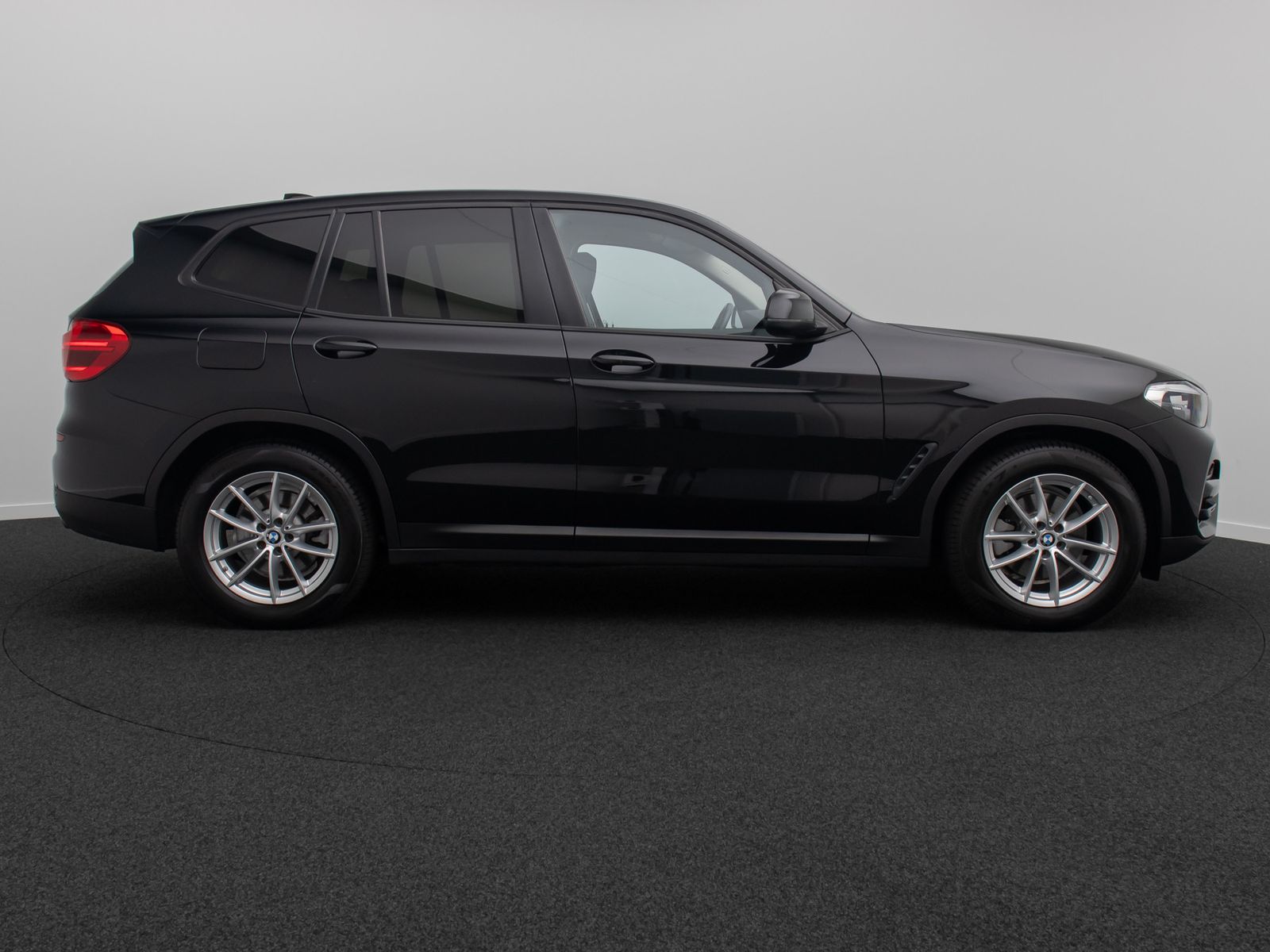 Fahrzeugabbildung BMW X3 xD20d DAB GeschwindigReg Leder Sport 18Zoll
