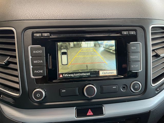 Volkswagen Sharan Cup BMT *NAVI*AHK*TEMPOMAT*KAMERA*USB*BLT