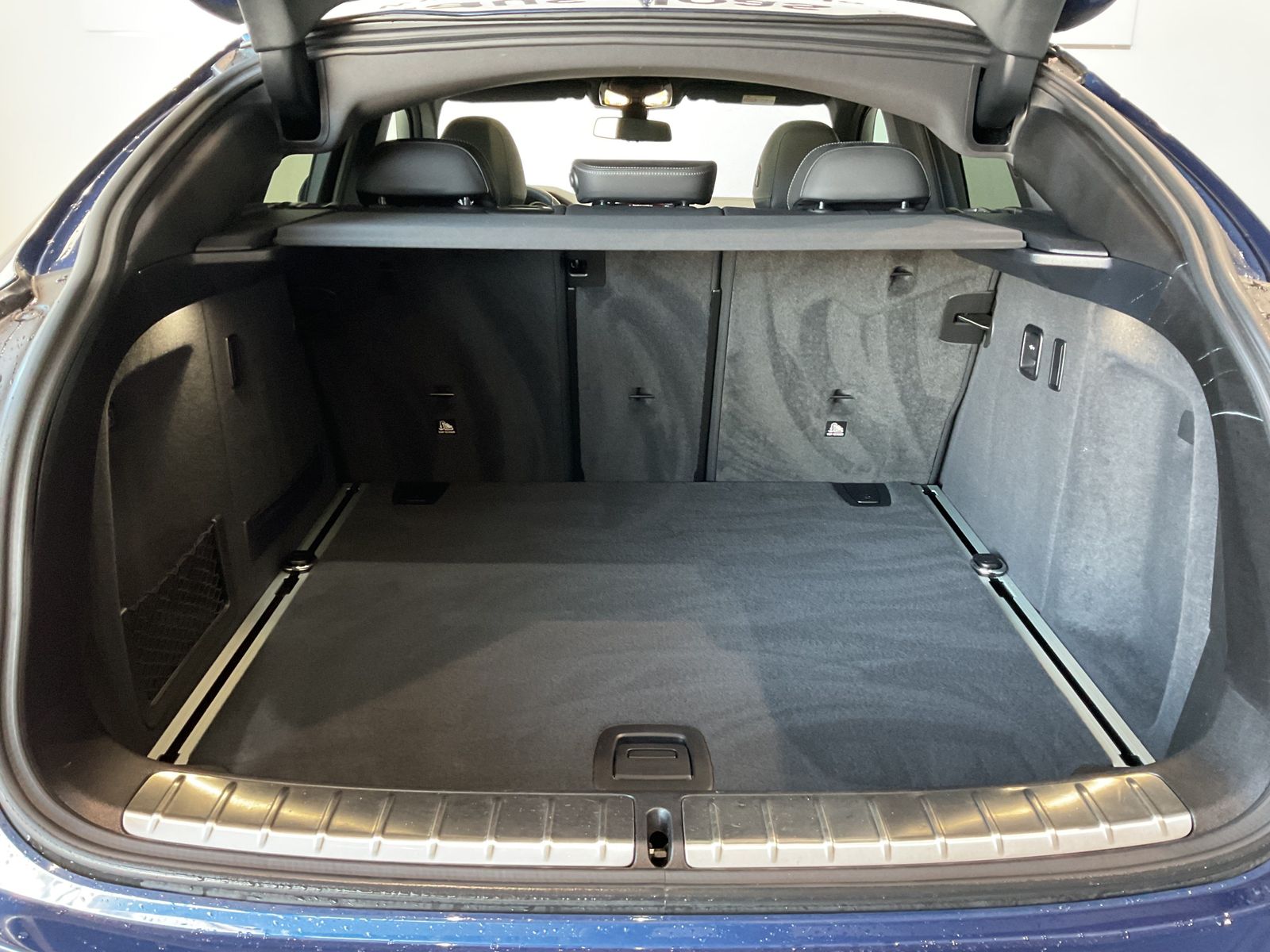 Fahrzeugeinzelansicht 14 Fahrzeugabbildung BMW X4 xDrive20d |20" LMR |M Sportpaket |BMW Laserli