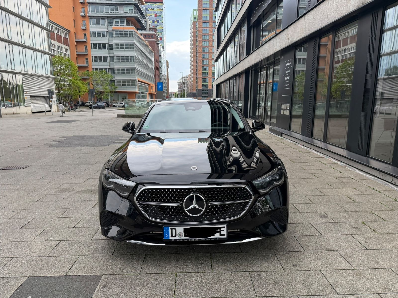 MERCEDES-BENZ E 400 e 4MATIC-8 Fach Bereifung Ambiente plus
