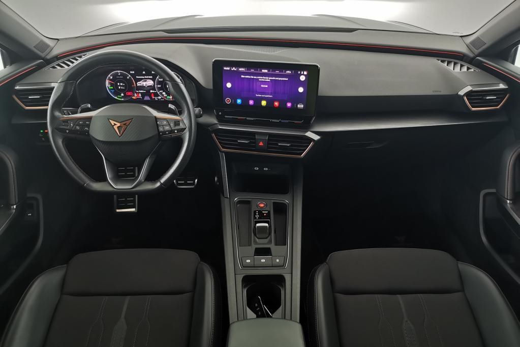Cupra Leon SP 1.4 TSI e-Hybrid 180kW AHK*tempo*PDC*RFK
