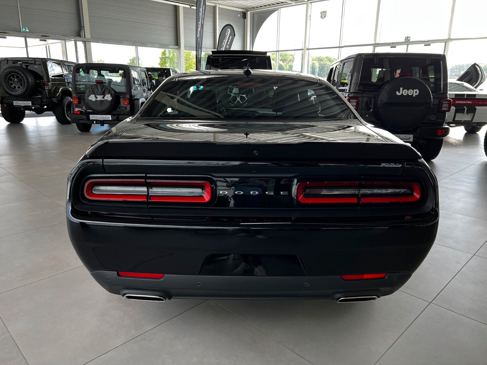 Fahrzeugabbildung Dodge Challenger SXT V6 Navi Carplay 1.Hand Unfallfrei