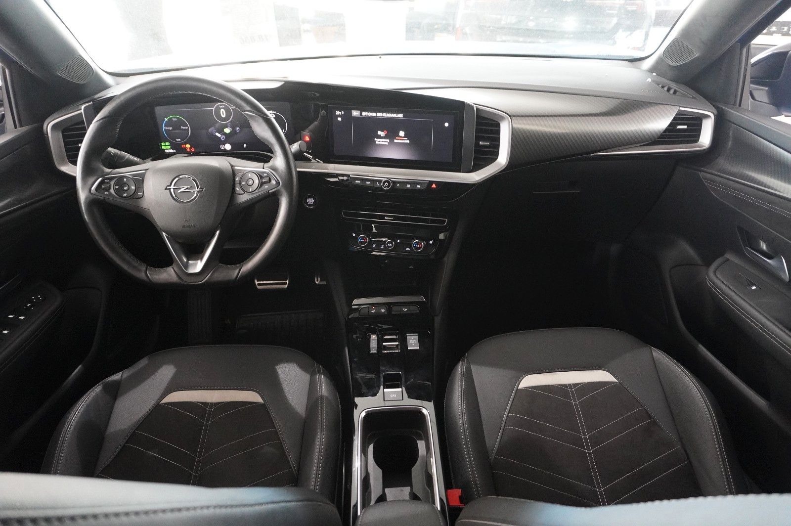 Fahrzeugabbildung Opel Mokka-e ULTIMATE 1-PHASIG NAVI/LED/KAMERA/DAB+