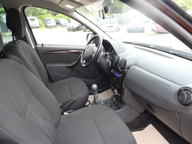 Fahrzeugabbildung Dacia Duster I Laureate 4x4/1.Hand/AHK/Alu/