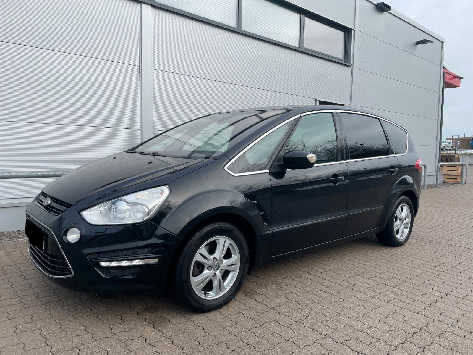 Ford S-MAX 1.6 Titanium Navi*Xenon*Stdh*PDC*Memory*SH