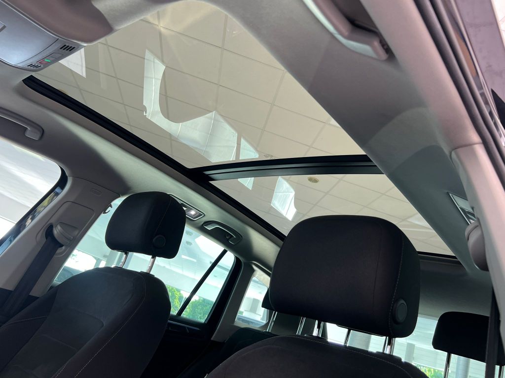 Volkswagen Tiguan Elegance 2.0 TSI 4M*MATRIX*PANO*ACC*AHK*