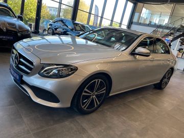 Mercedes-Benz E 350 d  *19%MwSt*ACC*AHK*LED*NAVI*WIDESCREEN*