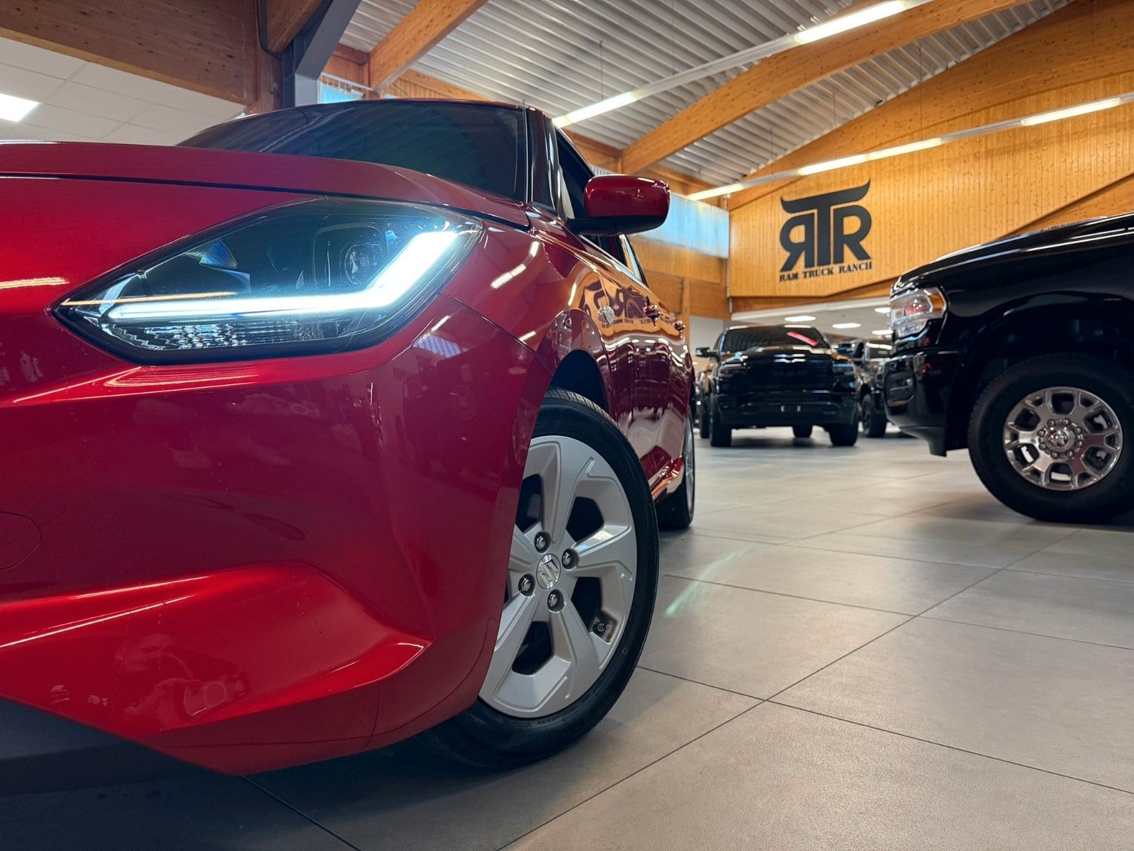 Fahrzeugabbildung Suzuki Swift 1.2 HYBRID Comfort / Apple Car Play