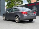 Chevrolet CRUZE LT 1.6i*KLIMA*CD*ALUFELGEN*2. HAND*TÜV - gebrauchte Chevrolet Limousine