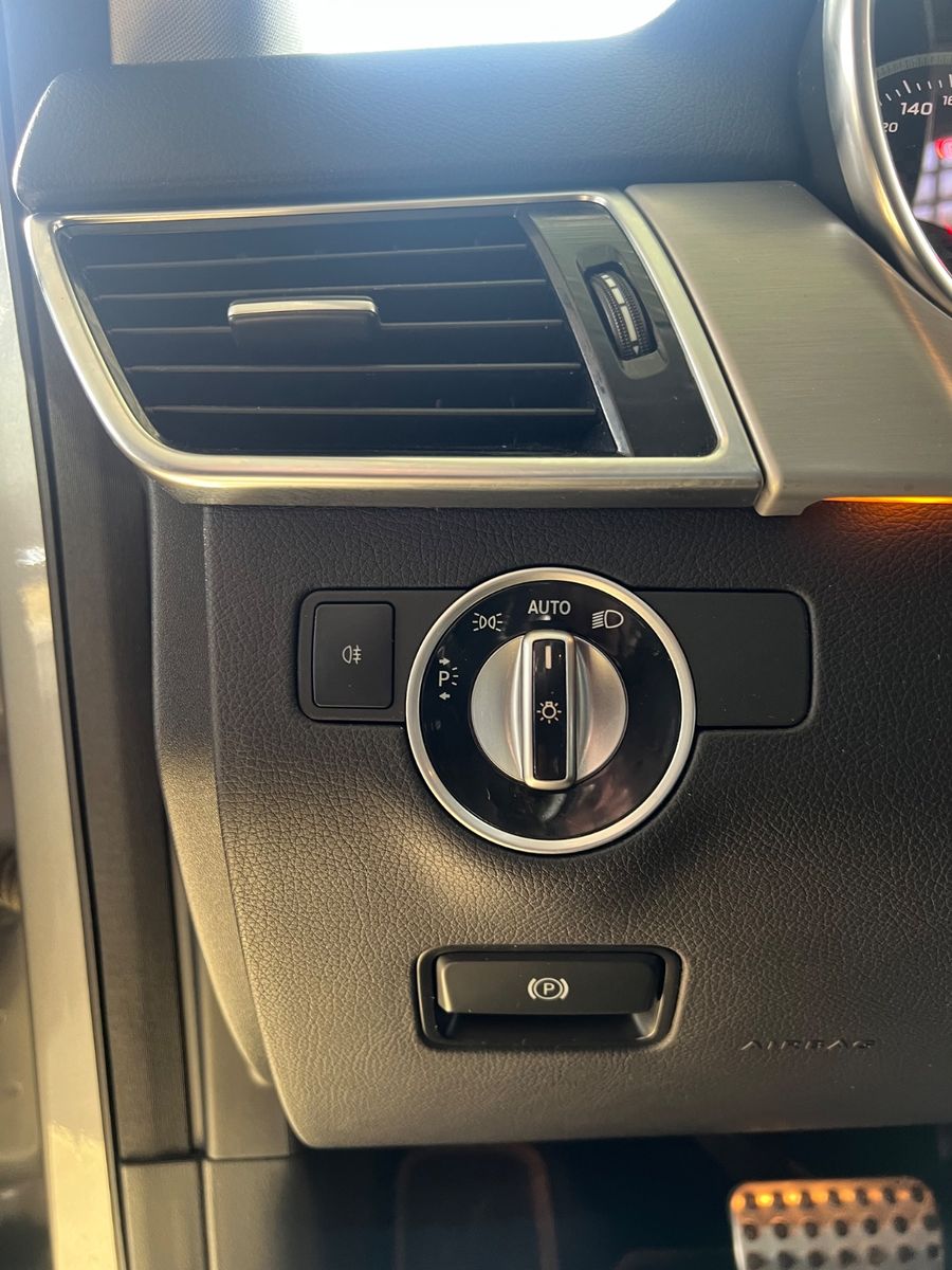 Fahrzeugabbildung Mercedes-Benz GLE 350 d 4Matic AMG LINE *SCHIEBEDACH*ANHK*