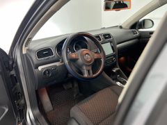 VW Golf VI Variant BM/ 2.HAND/ 95.tKM/DSG /AHK/NAVI