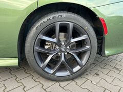 Fahrzeugabbildung Dodge Charger 5.7L R/T Autom. Blacktop Schiebedach
