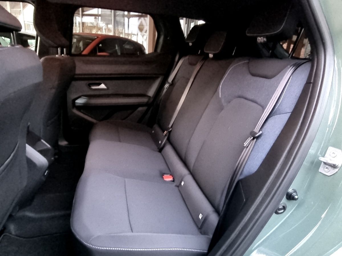 Fahrzeugabbildung Dacia Duster Journey TCe 130 4x4